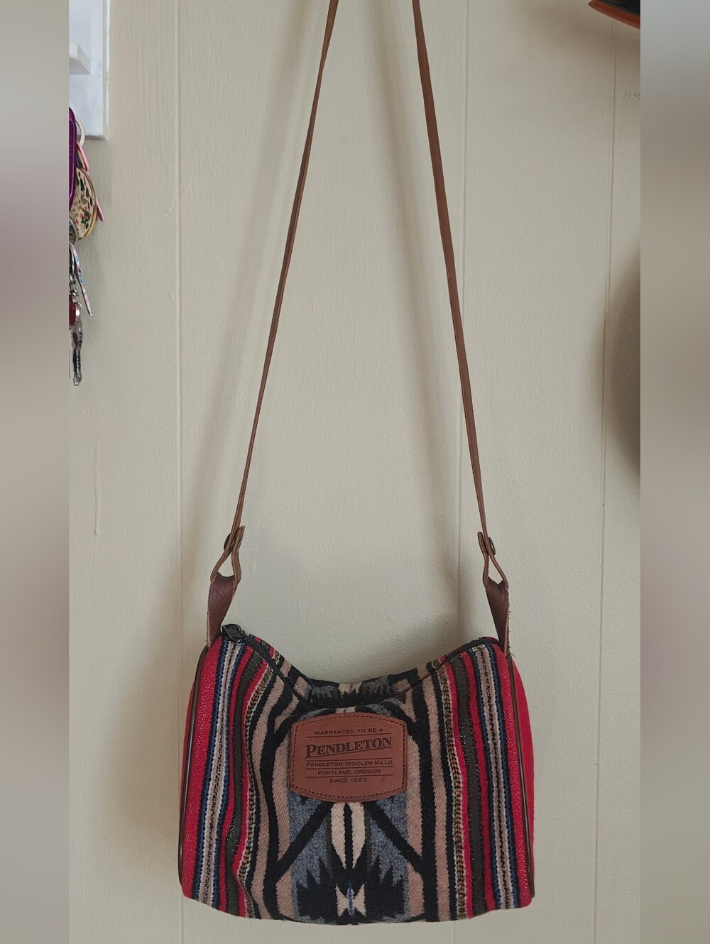 Pendleton Women's Red Southwest Crossbody Bag
